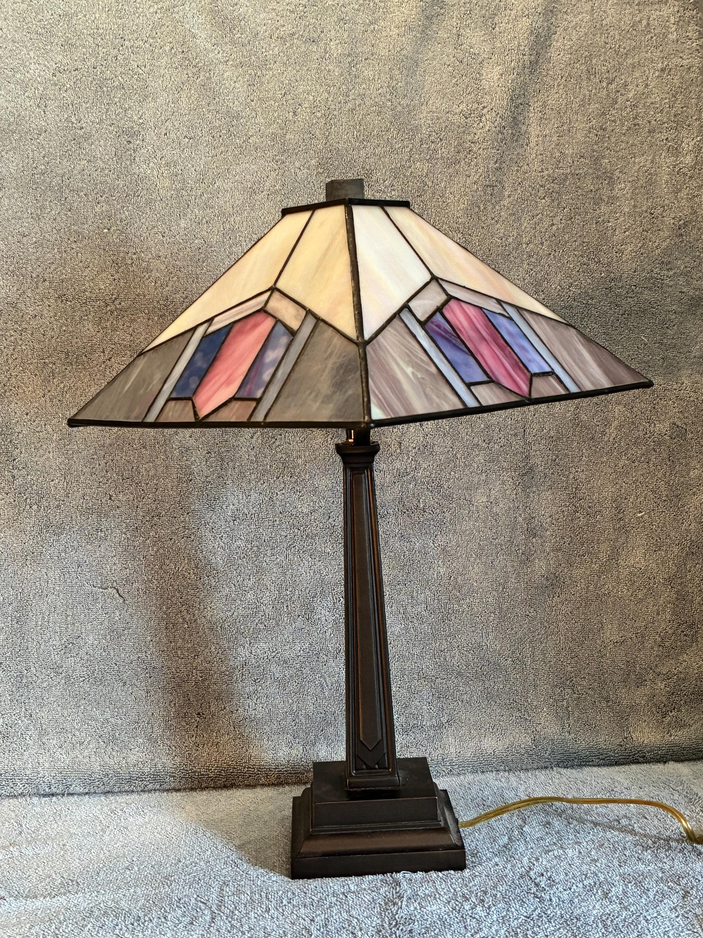 【希少!】Dale Tiffany デール ティファニー スタイル ランプ Dale Tiffanys Lamp - Etsy