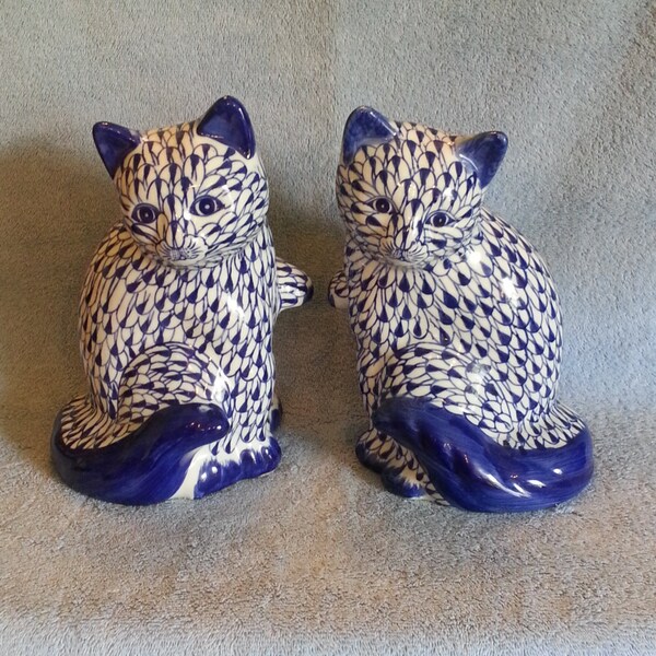 Ceramic Cat Figurines - A Pair