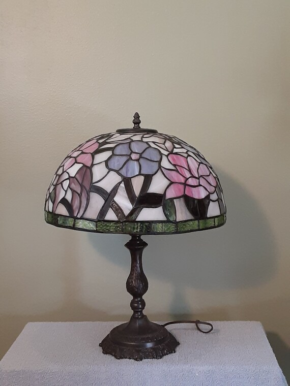 Stained Glass Lamp Dale Tiffany Lamp Floral Themed Lamp Etsy
