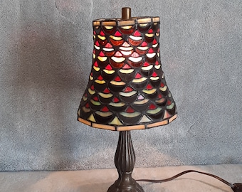 Stained Glass Lamp - Accent Lamp - Desk Lamp - Quoizel Lamp