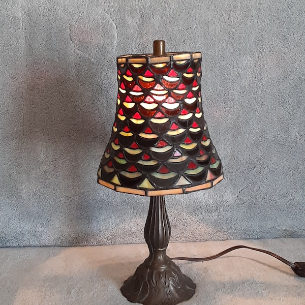 Stained Glass Lamp - Accent Lamp - Desk Lamp - Quoizel Lamp