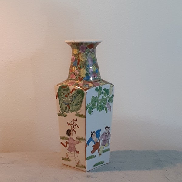 Asian Vase - Floral Theme Vase