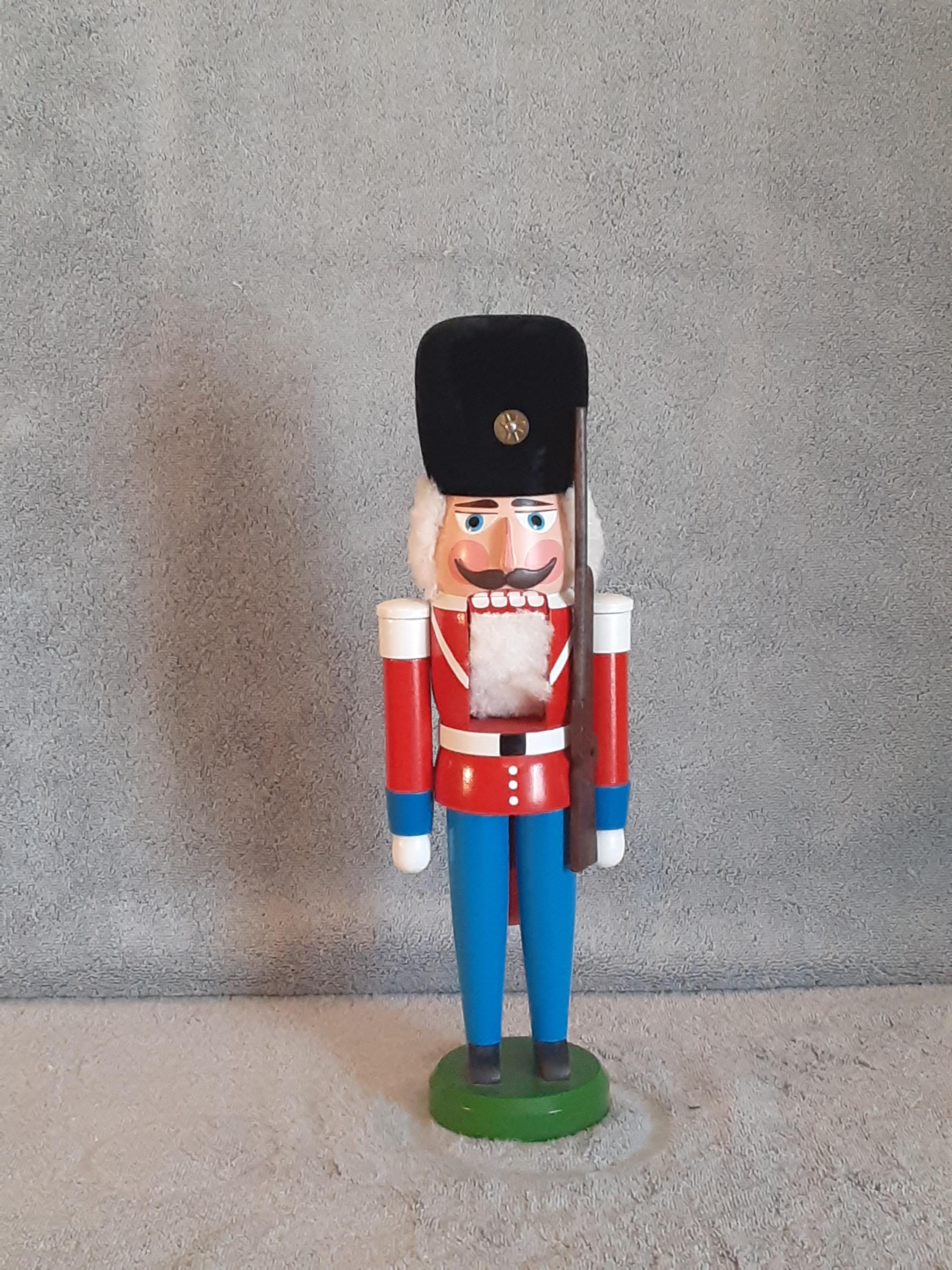 Echte Erzgebirgische Handarbeit Germany Wooden Clown Jester