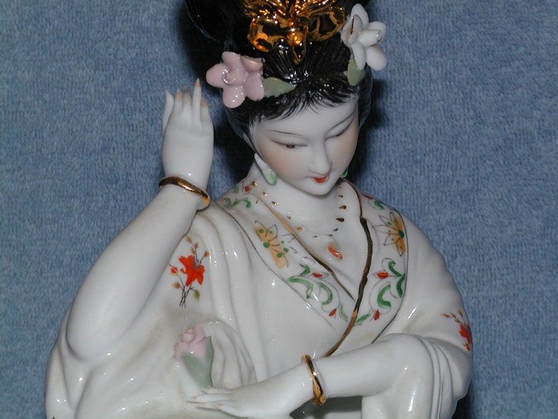 Porcelain Japanese Geisha Girl Figurine Etsy
