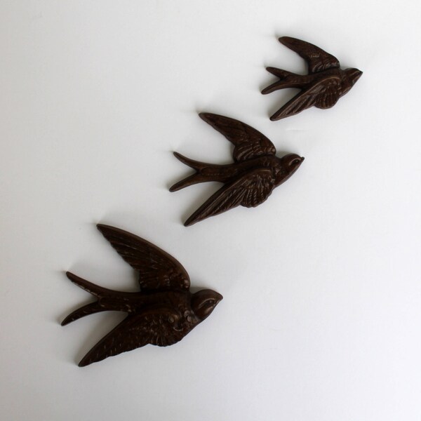 Swallows Bird Wall Hangings Set of Three from Burwood Products Vintage 1983 Made in USA Faux Wood Flying Birds