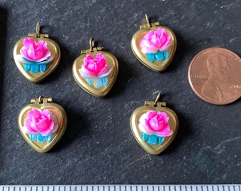 1+ NOS VTG mini heart shaped 2 picture photo flip up brass locket sweet hot pink handpainted celluloid rose floral pendant doll jewelry gift