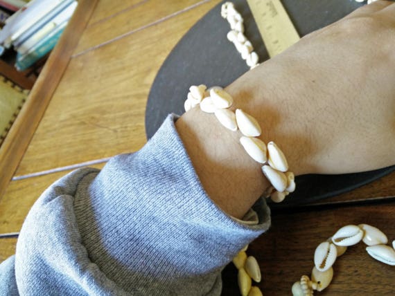 1 NOS VTG cowrie shell bead lei bracelet Mermaid … - image 1