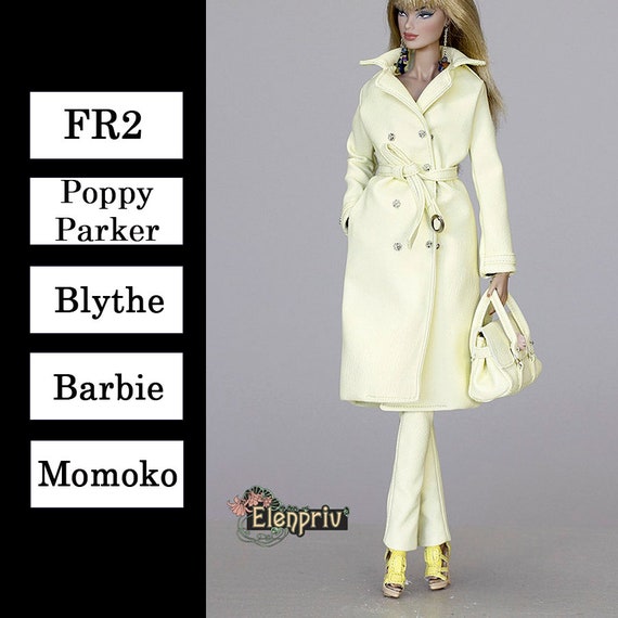 pale yellow coat