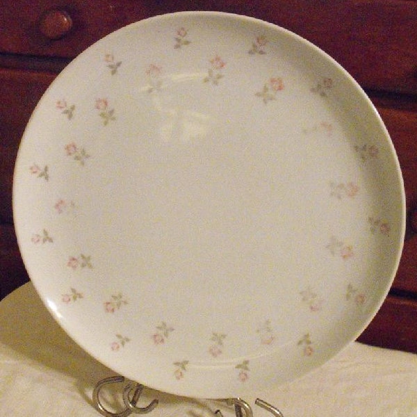 Style House Rosette Plate Vintage White and Pink