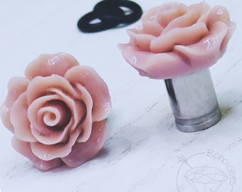 Large rose flower plugs gauges for gauged or stretched ears: Sizes 8g, 6g, 4g, 2g, 1g, 0g, 11/32", 00g, 7/16", 1/2"