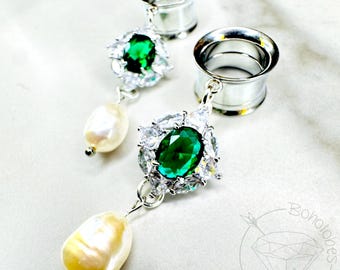 White gold emerald and pearl screw back plugs gauges tunnels: 2G 0G 00G 1/2" 9/16" 5/8" 11/16" 3/4” 13/16" 7/8" 1" 1 1/8" 1 3/16"