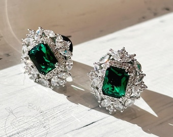 Art deco rhinestone emerald bridal plugs 4g 2g 1g 0g 11/32” 00g 7/16” 1/2” 9/16” 5/8”