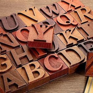 Sello de letras de gran tamaño, sello de goma del alfabeto, sello de planificador, sello de diario, sello de diario, sello de decoración, sello de álbum de recortes, 26 letras