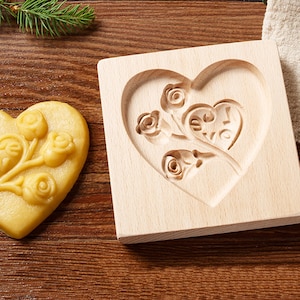 Herzförmige Keksform aus Holz, Keksstempel aus Holz, Keksprägung für Kekse, Keksausstecher, Geschenk für Mama
