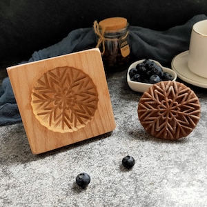 Sunflower Wooden Cookie Mold, Wood Cookie Stamp, Cookie Embosser for Cookies, Great British Bake Off