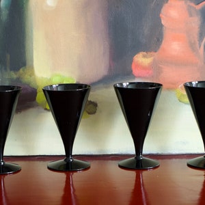 Black Cordials Liqueur Aperitif Glasses Set of 4 Vintage Glasses