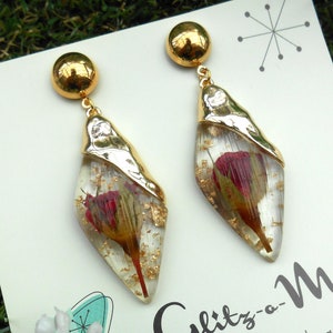 See-through gold pendant earrings with roses earrings Glitz-O-Matic Glitzomatic