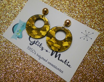 Small lucite gold round hoop earrings Glitz-O-Matic Glitzomatic