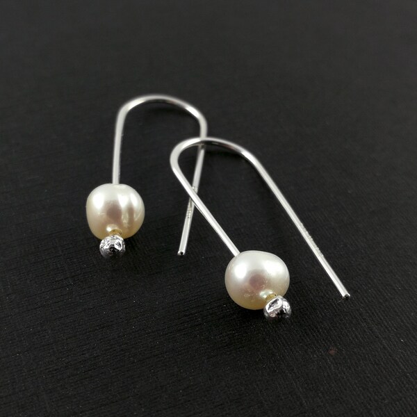 Minimalist Bridal Earrings, Pearl Drop Earrings, Silver Threader Earring, Simple Everyday Earrings, June Birthstone Earrings, Gift for Women