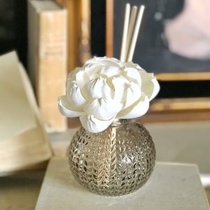 Taupe Glass Reed Diffuser: Peony, Magnolia, Mum - Modern Home Fragrance