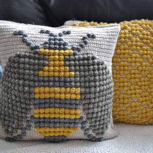 CROCHET PATTERN x Crochet Pillow Pattern, Crochet Bumble Bee, Nature Crochet, Bumble Bee Throw Pillow