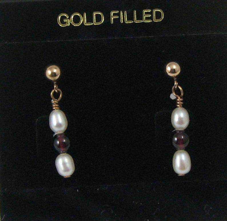Pearl and Garnet Necklace and Earring Set Bridal Pearl Set Genuine 18 Inch Pearl Jewelry Set