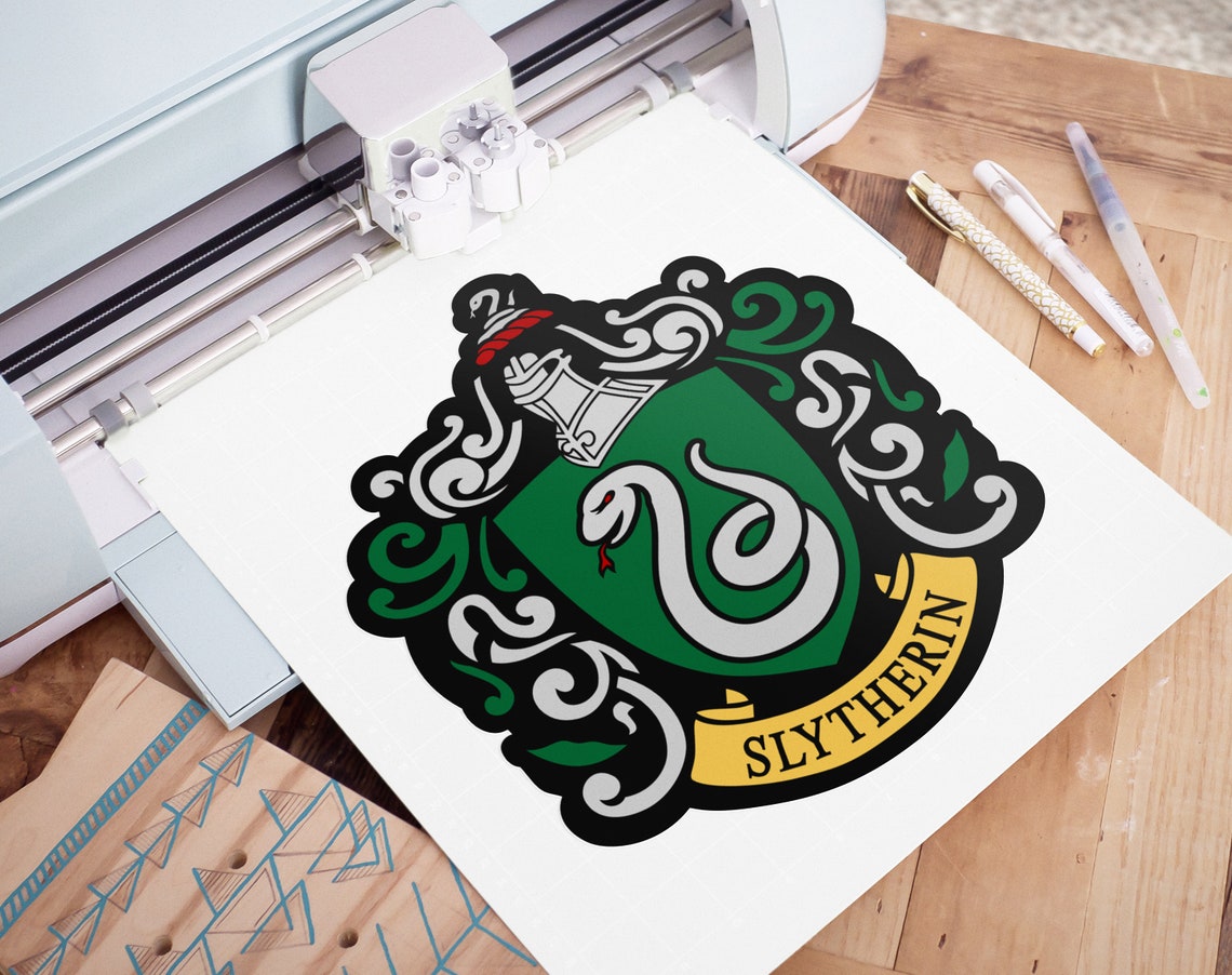 Low Detail Slytherin Crest SVG Color Hogwarts Cut File Harry | Etsy