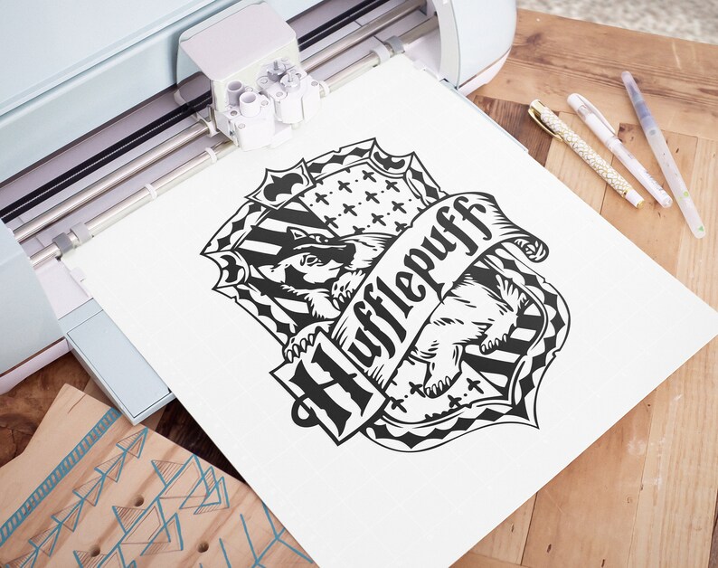 Download Harry Potter Cut File High Detail Hufflepuff Symbols Svg Hufflepuff Quote Hogwards House Words Hufflepuff Crest Outline Clip Art Art Collectibles