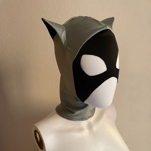 Catwoman Cowl grigio regolare