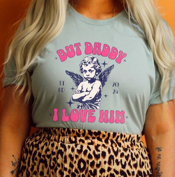 Daddy I Love Him Retro Cupid Poets Distressed Girls Renaissance Women Unisex t-shirt