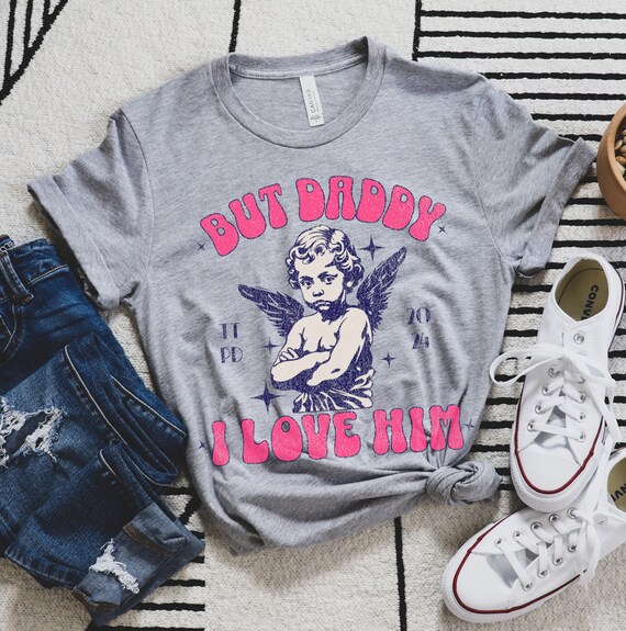 Daddy I Love Him Retro Cupid Poets Distressed Girls Renaissance Women Unisex t-shirt