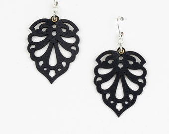 Hearts Leather Earrings • Laser Cut Earrings • Victorian earrings • Leather Jewellery • Gift For Her • Goth Earrings • Artistic Earrings