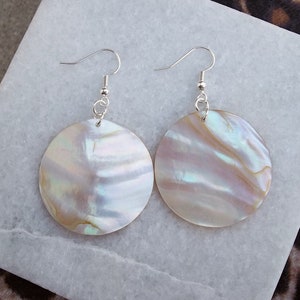 Real Natural Rainbow Shiny White Tan Abalone Shell Seashell Disk Ocean Beach Mermaid Pearl Wave Island Summer Silver Dangle Earrings 2.2"