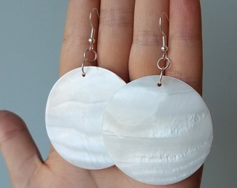 Real Natural White Shine Hue Abalone Shell Seashell Mother Of Pearl Circle Disk Beach Ocean Boho Island Summer  Silver Dangle Earrings 2"