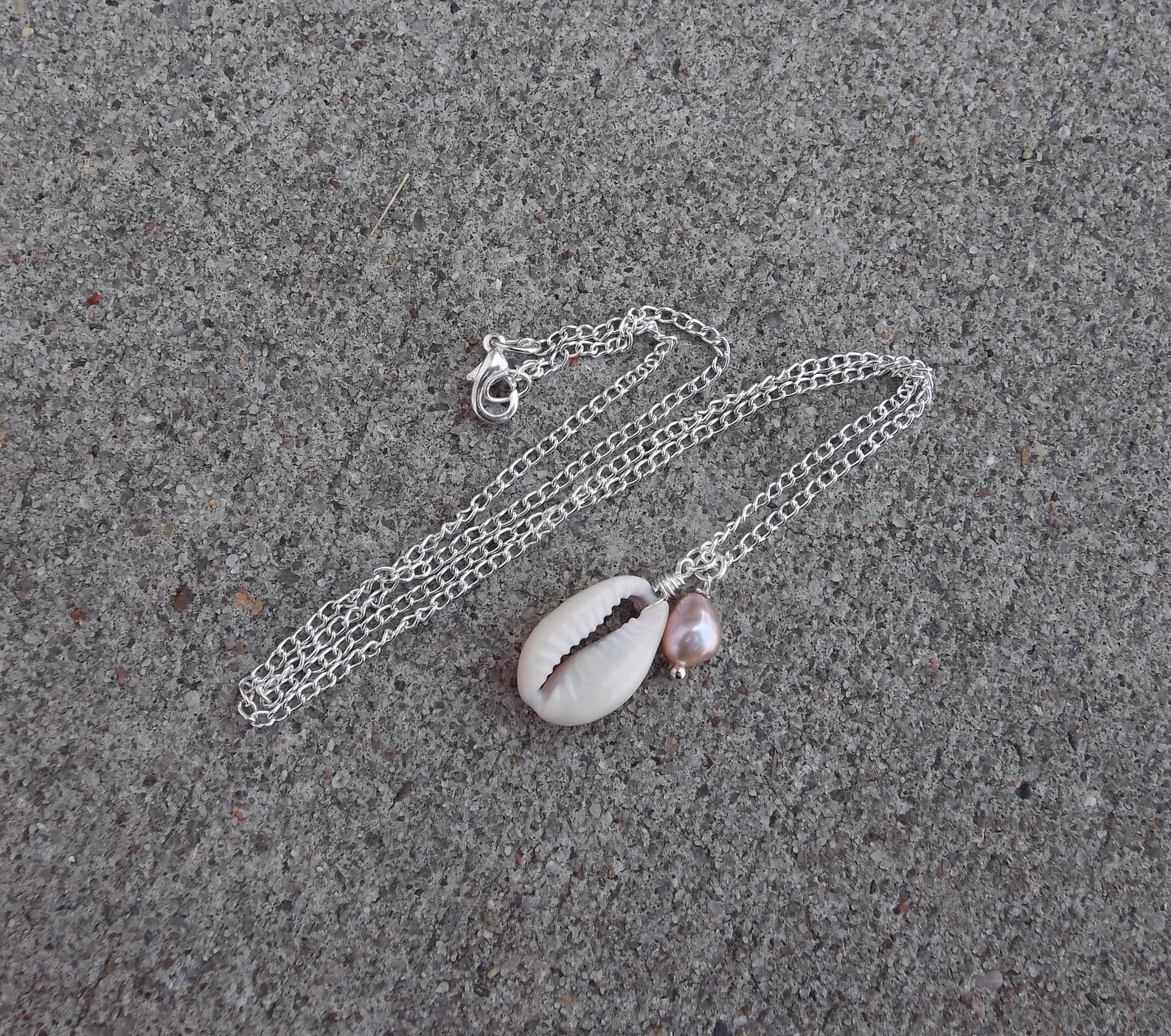 Real Natural Cowrie Shell Seashell Light Pink Freshwater Pearl Island ...