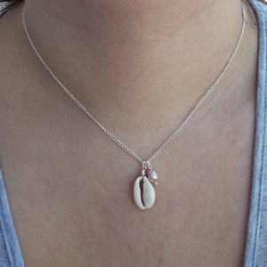 Real Natural Cowrie Shell Seashell Light Pink Freshwater Pearl Island Summer Hawaii Beach Mermaid Sea Bohemian Silver Charm Necklace 18&quot;