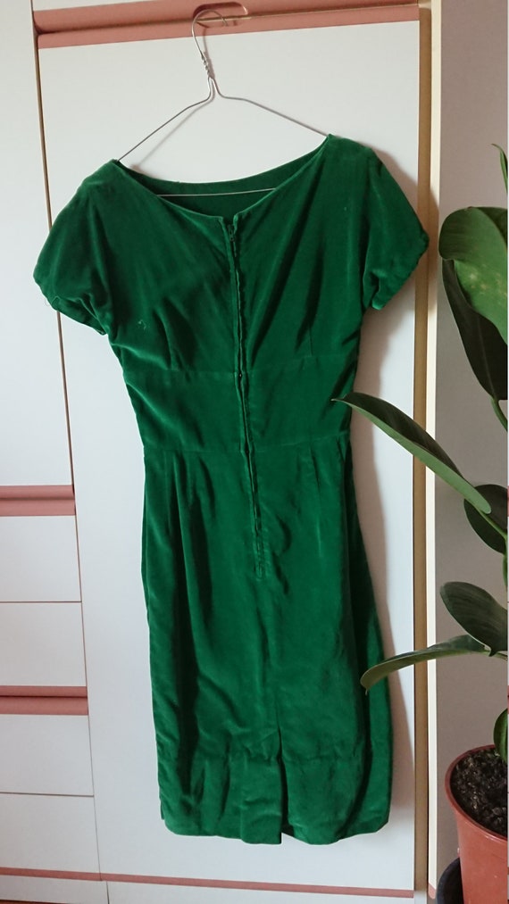 Vintage 50's Green velvet  Pencil Dress size S VL… - image 5