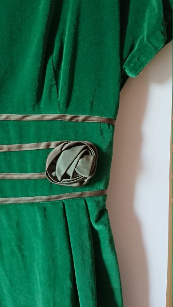 Vintage 50's Green velvet  Pencil Dress size S VL… - image 3