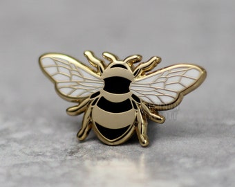 Bee Enamel Pin Save The Bees Gold Tone Enamel Pin Badge - Bumble Bee Brooch For Jackets & Bags Bee Pins Plastic - Foto 2