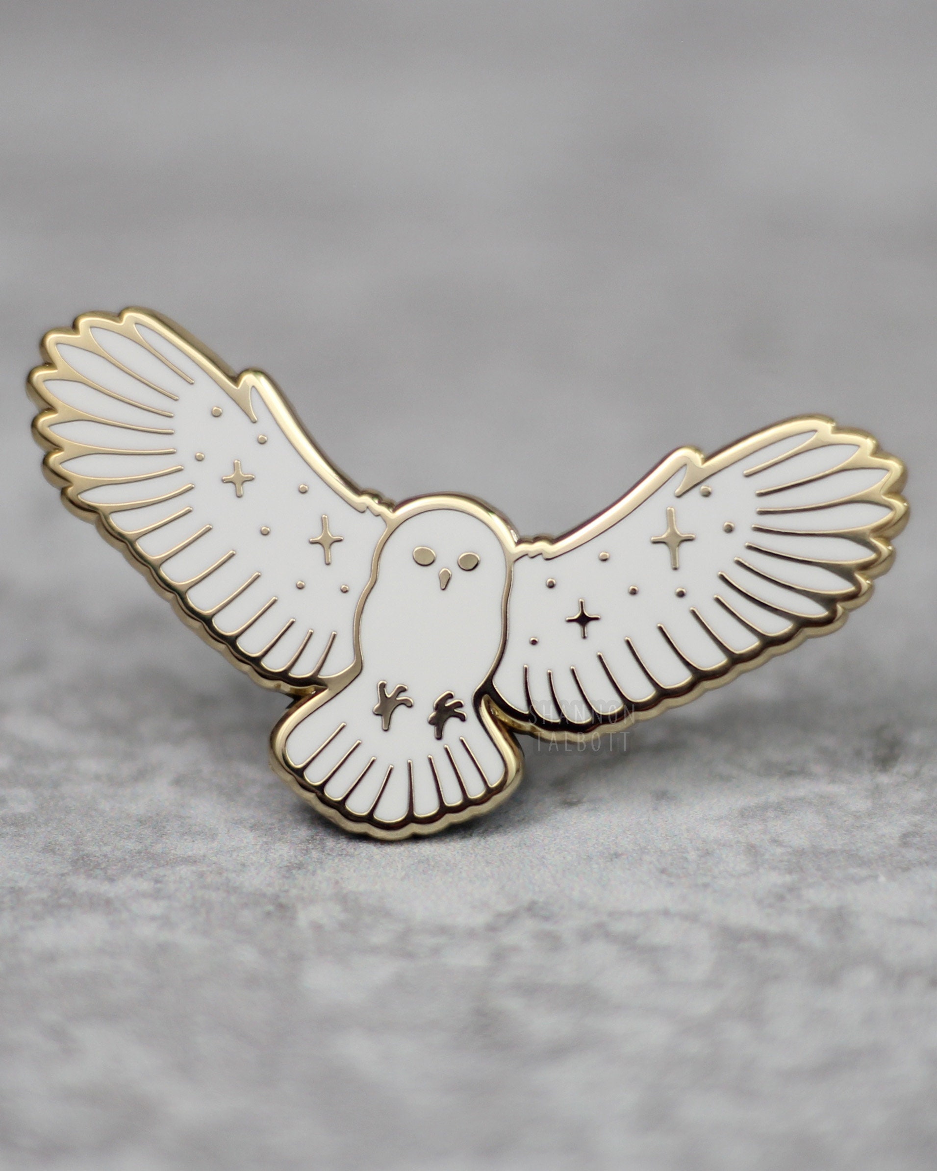 Flying Owl Enamel Pin, Snowy Owl Pin, Bird Pin, Wings Pin, Goth Pin, Witchy Pin, Gift For Her, Gift 