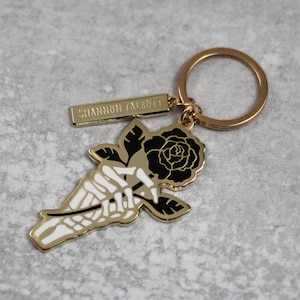 Skeleton Hand Keychain, Rose Flower Keychain, Halloween Spooky Goth Keychain, Gift for Friend, Gift for BF, Gift for GF, Gift Under 20