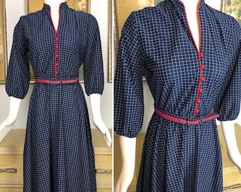 1970s Vintage Dress by Lady Carol of New York -- Darling Details, Original Belt Included!