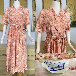 1940s 50s Novelty Print Dressing Gown Styled by Campus Girl -- Delicate Floral Print in Slinky Rayon!
