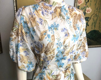 1970s Floral Print Blouse -- Floral Design in Shades of Blue and Earth Tones!