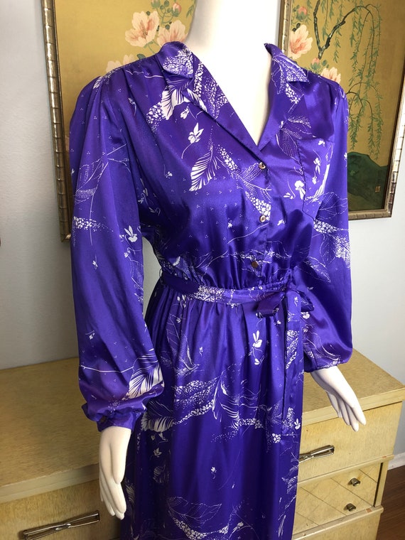 1970s Vintage Purple Floral Shirtwaist Dress By M… - image 4