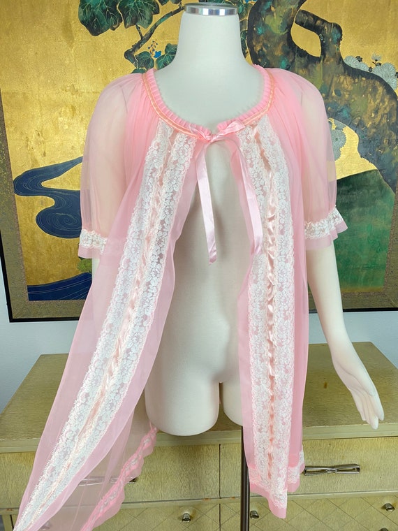 1960s Vintage Sheer Pink Nylon Robe/Cover up by T… - image 3