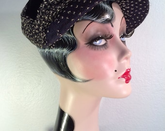 1950s Hat -- Navy Blue with Cream Flecked Trim and Darling Details