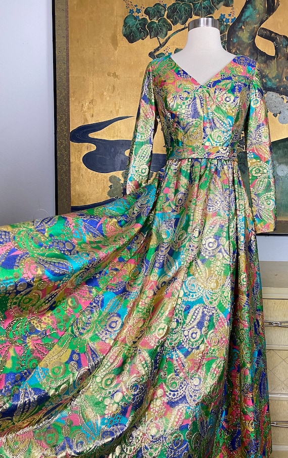 1960s Vintage Floor Length Brocade Evening Gown -… - image 3