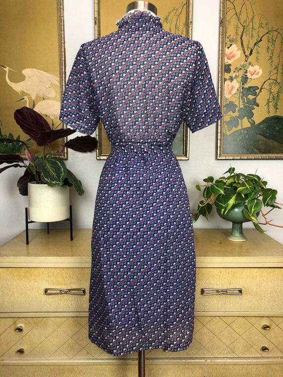 1970s Novelty Print Dress -- Darling Clover Print… - image 8
