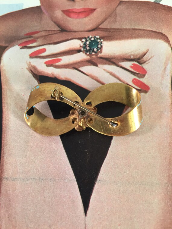 Vintage Hand Painted Bow Novelty Brooch -- Whimsi… - image 4